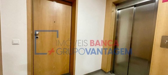 3 bedrooms Apartment in Porto, Portugal No. 214481 25