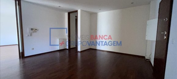 3 bedrooms Apartment in Porto, Portugal No. 214481 26