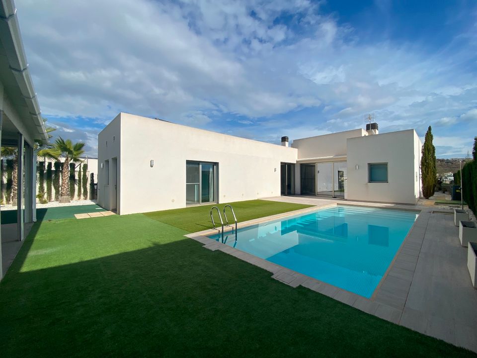 3 bedrooms Villa in Benijofar, Spain No. 176575