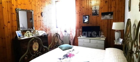 260m² Commercial property in Santo Stefano di Magra, Italy No. 232576 9