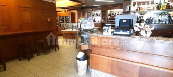260m² Commercial property in Santo Stefano di Magra, Italy No. 232576 3