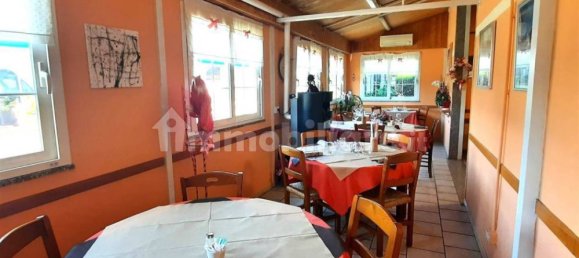 260m² Commercial property in Santo Stefano di Magra, Italy No. 232576 6