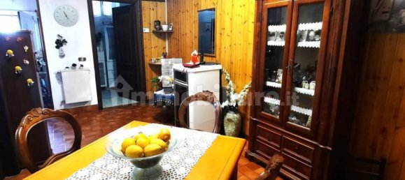 260m² Commercial property in Santo Stefano di Magra, Italy No. 232576 11