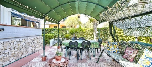 3 bedrooms Villa in Priolo Gargallo, Italy No. 262795 21