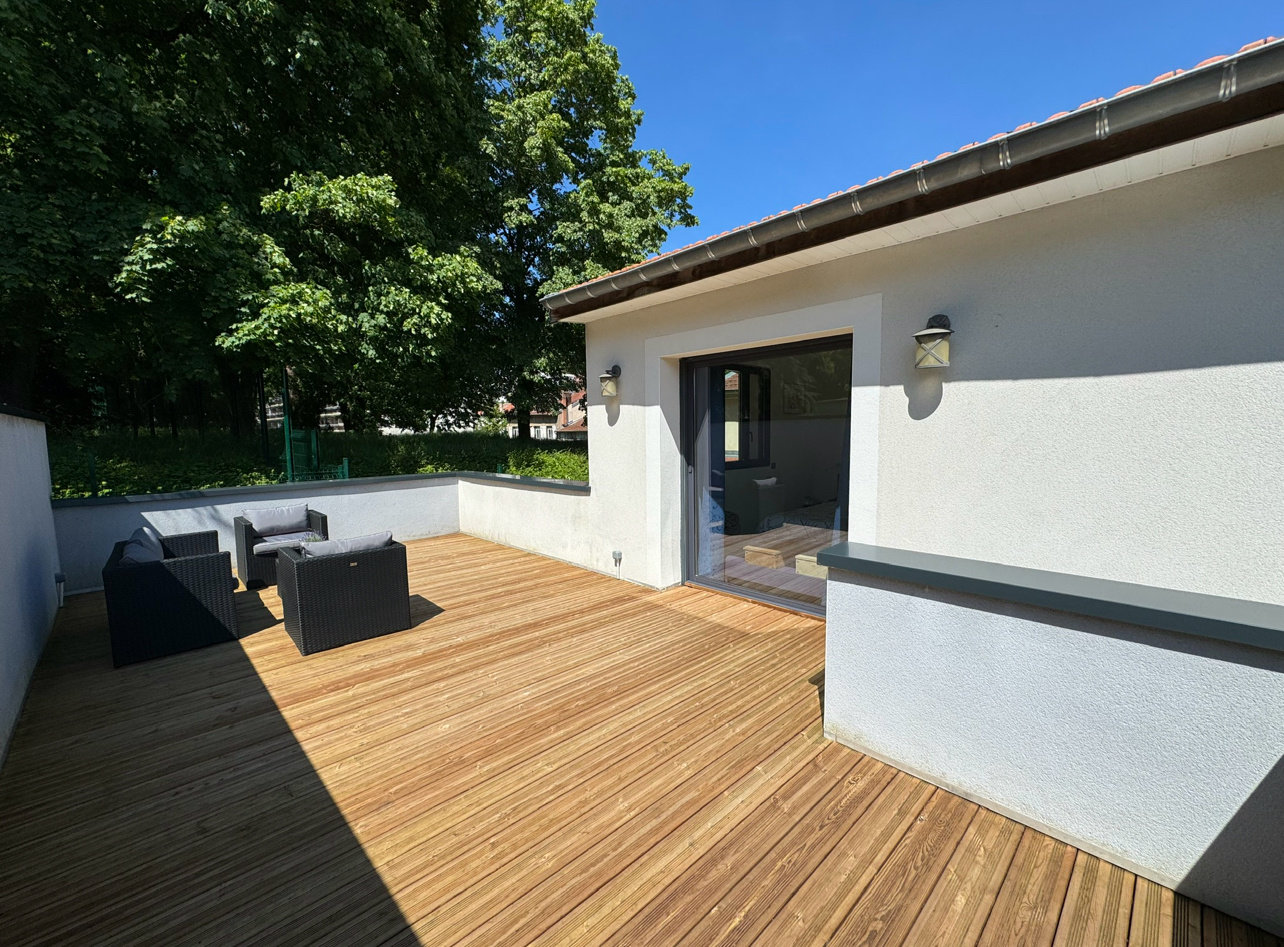 Moradia em banda T2 em Nancy, France N.º 70653