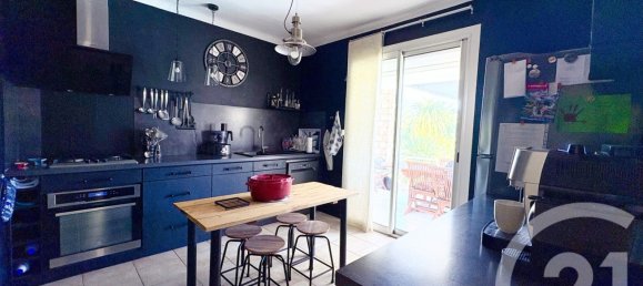 3 Schlafzimmer Haus in Martigues, France, Nr. 283890 2
