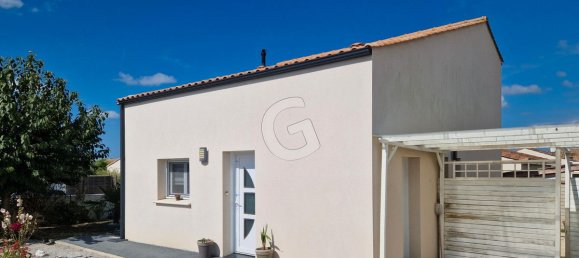 4 bedrooms House in Angles, France No. 102539 3