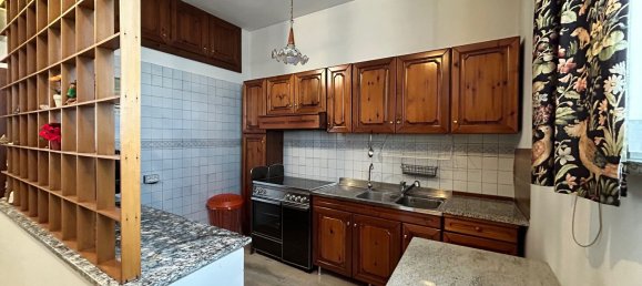 Apartamento de 7 dormitorios en Serrone, Italy No. 371253 9