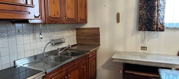 Apartamento de 7 dormitorios en Serrone, Italy No. 371253 10