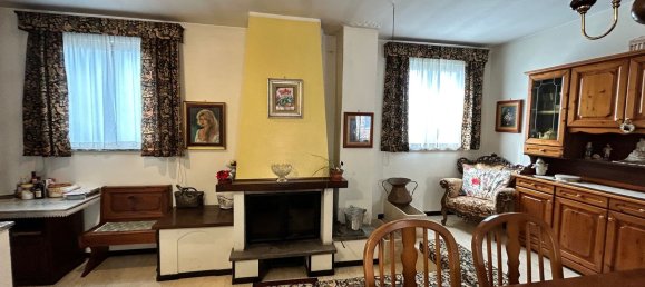 Apartamento de 7 dormitorios en Serrone, Italy No. 371253 8