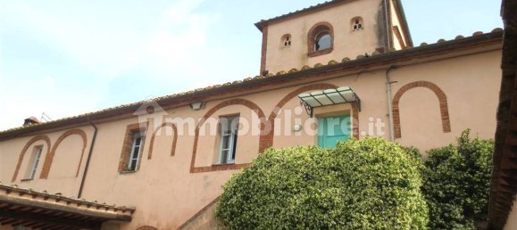 5 bedrooms Villa in Castelnuovo Berardenga, Italy No. 215449 3