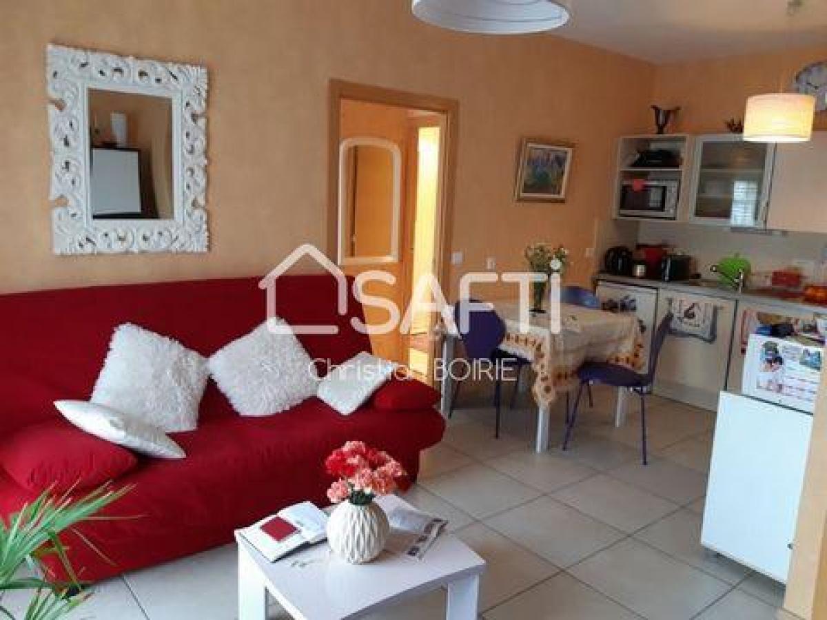 Estudio en Royan, France No. 34180
