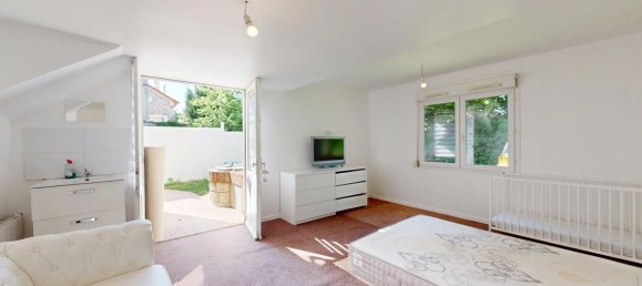 3 Schlafzimmer Haus in Chelles, France, Nr. 332339 9
