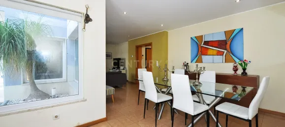 4 bedrooms Villa in Almada, Portugal No. 134203 13