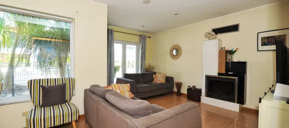4 bedrooms Villa in Almada, Portugal No. 134203 5