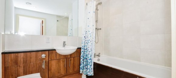 1 bedroom Apartment in Edgware, United Kingdom No. 6396 10