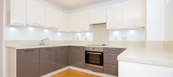 1 bedroom Apartment in Edgware, United Kingdom No. 6396 13
