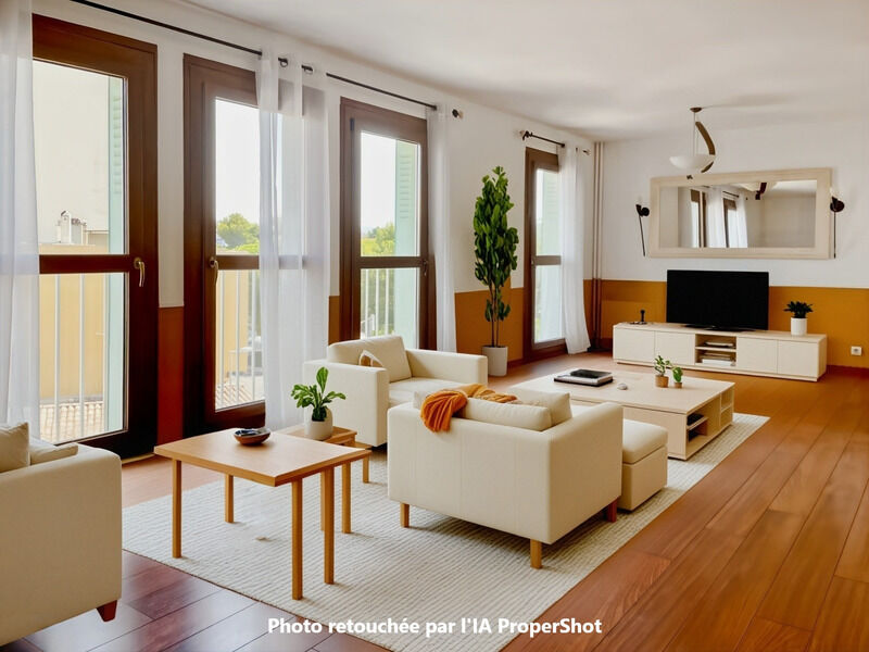 3 bedrooms Apartment in Marseille, France No. 319932