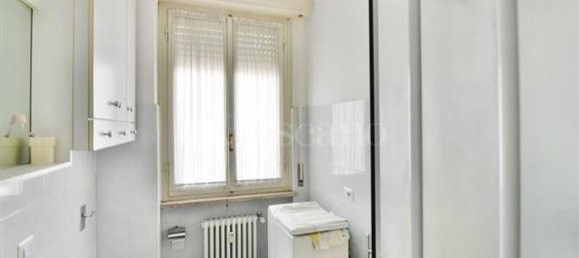 3 rooms Apartment in Como, Italy No. 6390 8
