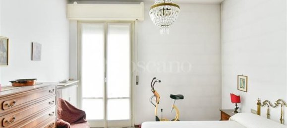 3 rooms Apartment in Como, Italy No. 6390 6