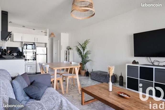 2 rooms Apartment in Six-Fours-les-Plages, France No. 287036