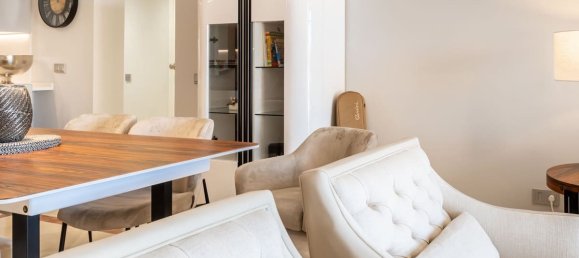 3 bedrooms Penthouse in Estepona, Spain No. 180785 9