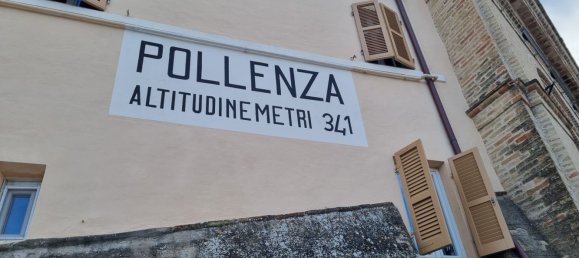 275m² Building in Pollenza, Italy No. 342050 5