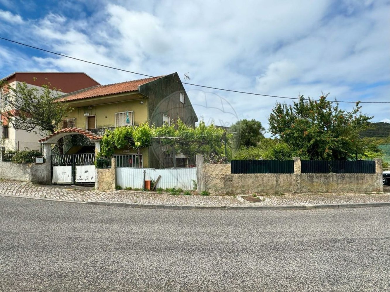 3 chambres Maison à Casal de Cambra, Portugal No. 47173