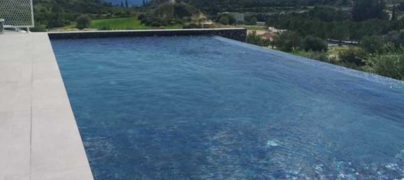 7 bedrooms House in Agios Tychonas, Cyprus No. 16658 10