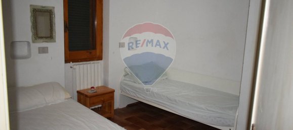 Вилла с 5 комнатами в Тринита д’Агульту э Виньола, Италия № 220298 5