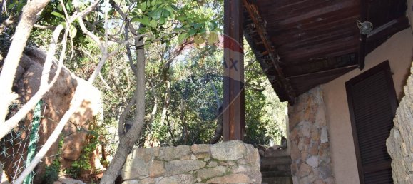 Вилла с 5 комнатами в Тринита д’Агульту э Виньола, Италия № 220298 8