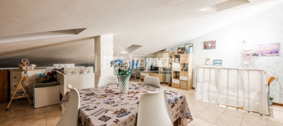 Дуплекс с 4 комнатами в Сан Чезарио суль Панаро, Италия № 98715 10