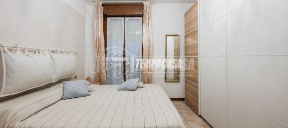 Дуплекс с 4 комнатами в Сан Чезарио суль Панаро, Италия № 98715 3