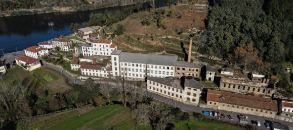 مصنع في Vila Nova de Gaia, Portugal 5972متر مربع رقم 8438 5