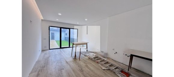 3 bedrooms House in Figueira da Foz, Portugal No. 27814 2