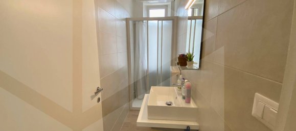 7 rooms Apartment in Vicenza, Italy No. 19222 25