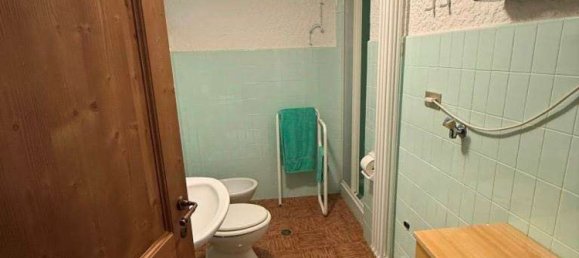 7 bedrooms House in Commezzadura, Italy No. 337951 7