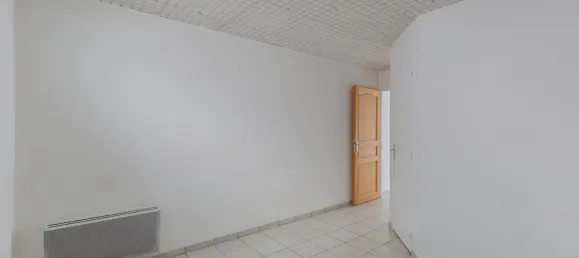 2-salle Appartement à Blois, France No. 225942 4