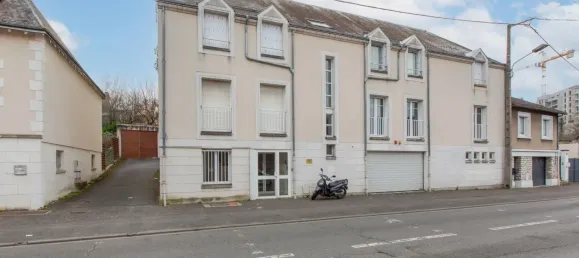 2-salle Appartement à Blois, France No. 225942 7