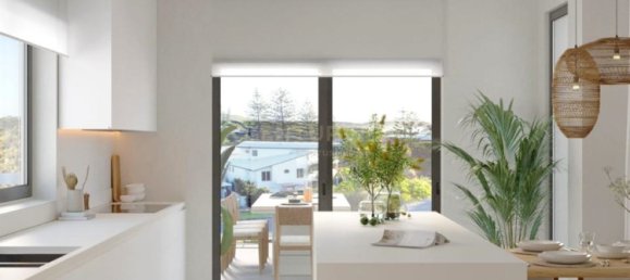 5 bedrooms Villa in Pyrgos, Cyprus No. 3891 6