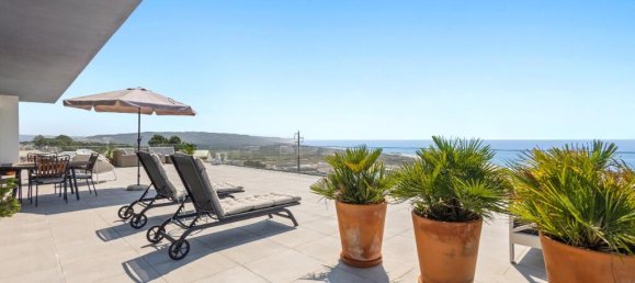 2 bedrooms Penthouse in Nazare, Portugal No. 236839 3