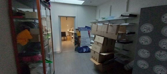  عقار تجاري في Luzy, France 270متر مربع رقم 206697 4