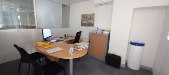  عقار تجاري في Luzy, France 270متر مربع رقم 206697 3