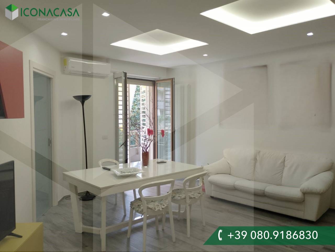 Квартира с 5 комнатами в Бари, Италия № 32760