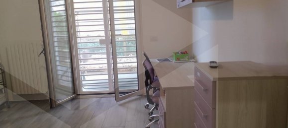 Квартира с 5 комнатами в Бари, Италия № 32760 33