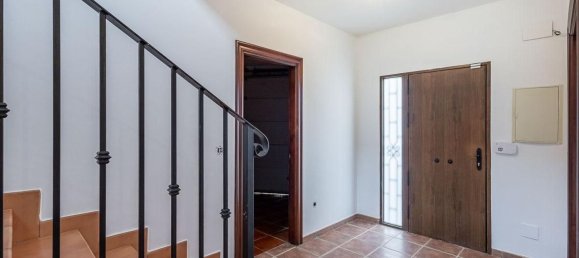 4 bedrooms Apartment in Granada, Spain No. 150796 13