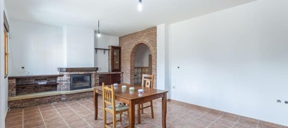 4 bedrooms Apartment in Granada, Spain No. 150796 6