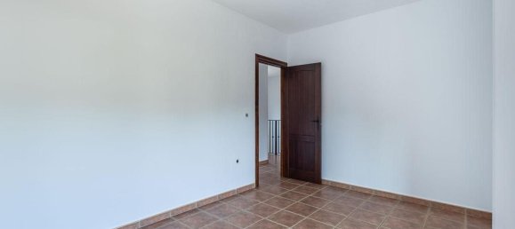 4 bedrooms Apartment in Granada, Spain No. 150796 23