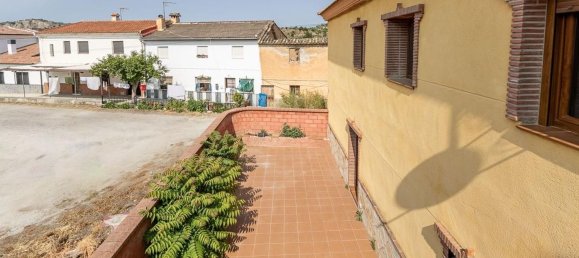 4 bedrooms Apartment in Granada, Spain No. 150796 18