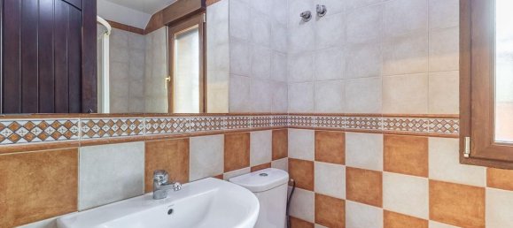 4 bedrooms Apartment in Granada, Spain No. 150796 12